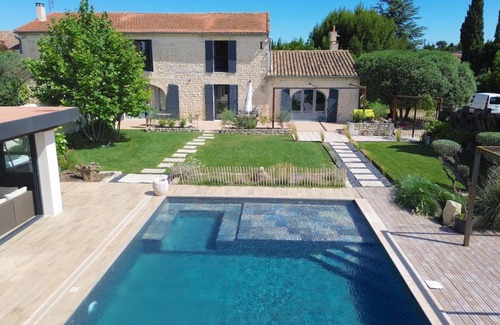 Chateaurenard Villa | 200 m² Villa ∙ 4 bedrooms ∙ 8 guests