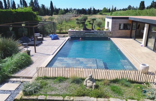 Chateaurenard Villa | 200 m² Villa ∙ 4 bedrooms ∙ 8 guests