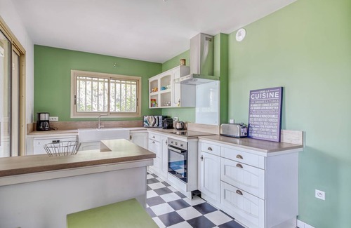 Draguignan Villa | 208 m² Villa ∙ 4 bedrooms ∙ 8 guests