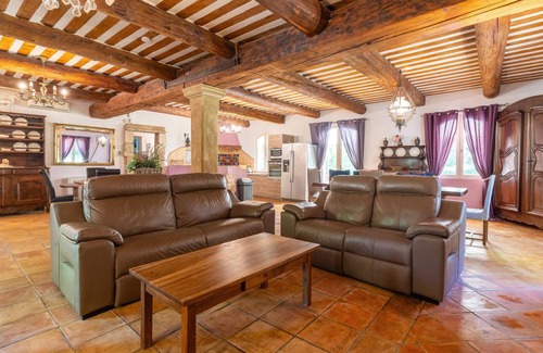 Apt House | 220 m² House ∙ 4 bedrooms ∙ 8 guests