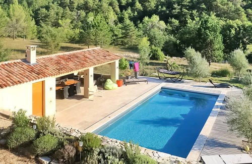 Caseneuve House | 220 m² House ∙ 5 bedrooms ∙ 8 guests