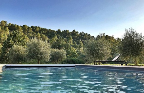 Caseneuve House | 220 m² House ∙ 5 bedrooms ∙ 8 guests