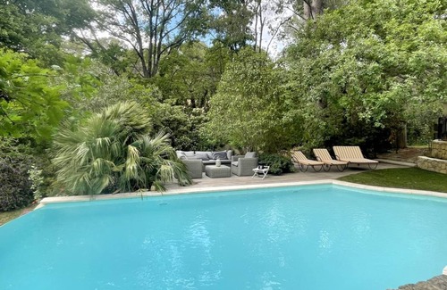 Salon-de-Provence Villa | 220 m² Villa ∙ 3 bedrooms ∙ 6 guests