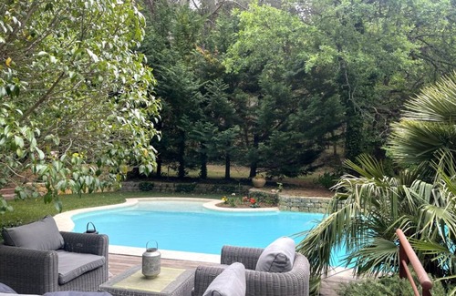 Salon-de-Provence Villa | 220 m² Villa ∙ 3 bedrooms ∙ 6 guests