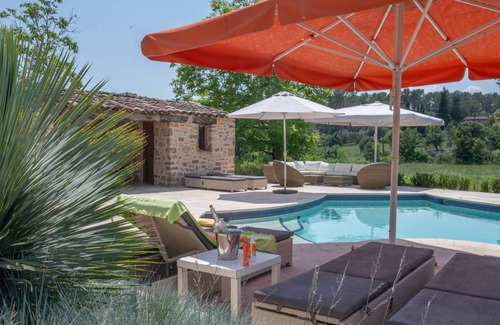 Lorgues Villa | 230 m² Villa ∙ 4 bedrooms ∙ 8 guests
