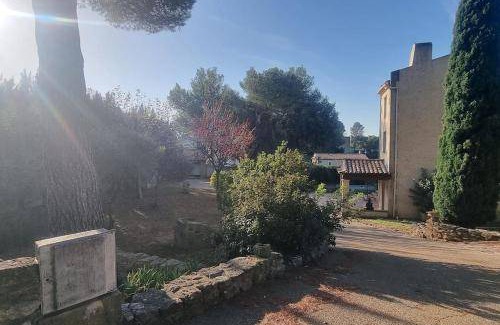 Salon-de-Provence Villa | 240 m² Villa ∙ 5 bedrooms ∙ 10 guests