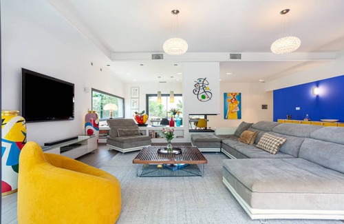 Les Baumettes Villa | 240 m² Villa ∙ 4 bedrooms ∙ 8 guests