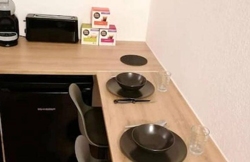 Cuges-les-Pins Apartment | 25 m² Apartment ∙ 1 bedroom ∙ 3 guests