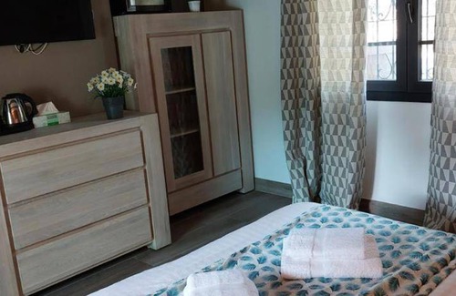 Bormes-Les-Mimosas Bed & Breakfast | 25 m² Bed and breakfast ∙ 4 guests
