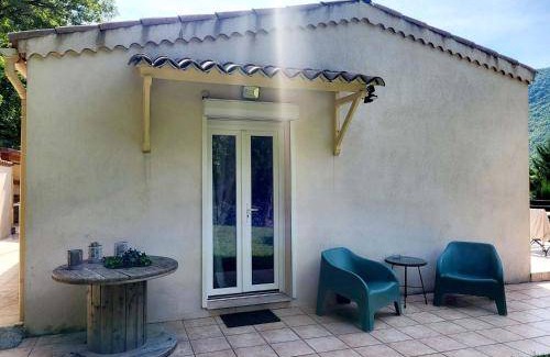 Roquesteron Bed & Breakfast | 25 m² Bed and breakfast ∙ 2 guests