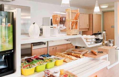 Istres Hotel | 25 m² Hotel ∙ 127 guests