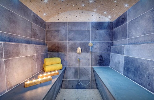 Lorgues Ski Chalet | 250 m² Chalet ∙ 5 bedrooms ∙ 8 guests