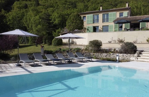 Auribeau House | 260 m² House ∙ 6 bedrooms ∙ 10 guests