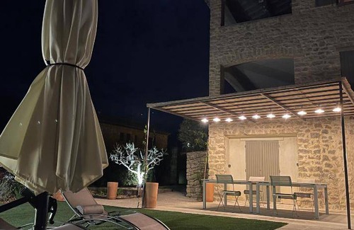 Le Barroux Villa | 260 m² Villa ∙ 6 bedrooms ∙ 13 guests