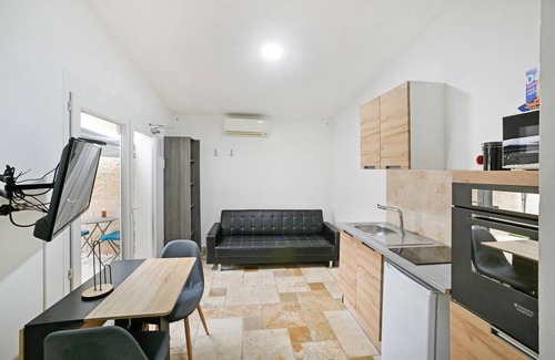 Jonquieres-Saint-Vincent Apartment | 27 m² Apartment ∙ 1 bedroom ∙ 4 guests