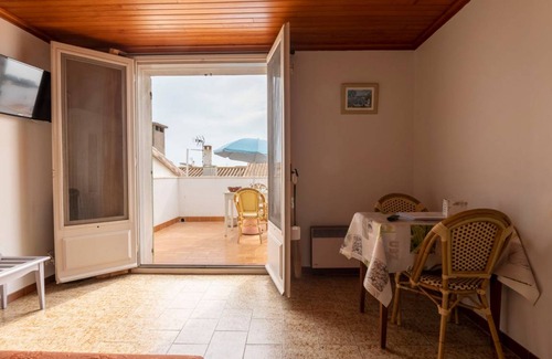 Saintes-Maries-de-la-Mer Apartment | 27 m² Apartment ∙ 1 bedroom ∙ 2 guests