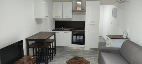 Istres Apartment | 27 m² Apartment ∙ 1 bedroom ∙ 4 guests