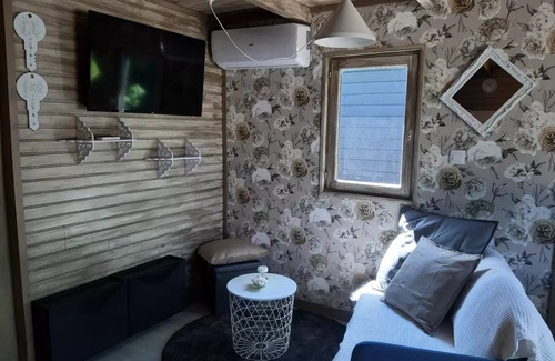 Paluds de Noves Ski Chalet | 27 m² Chalet ∙ 2 bedrooms ∙ 4 guests