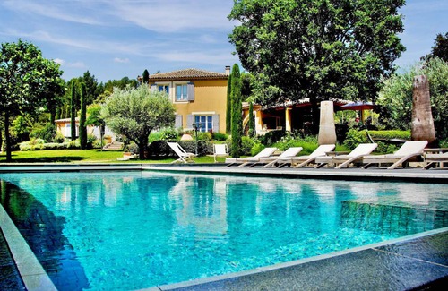 Saint-Saturnin-les-Apt House | 270 m² House ∙ 4 bedrooms ∙ 8 guests
