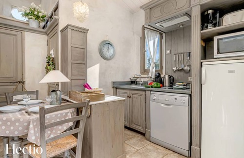 Oppede Condo | 28 m² Condo ∙ 1 bedroom ∙ 2 guests