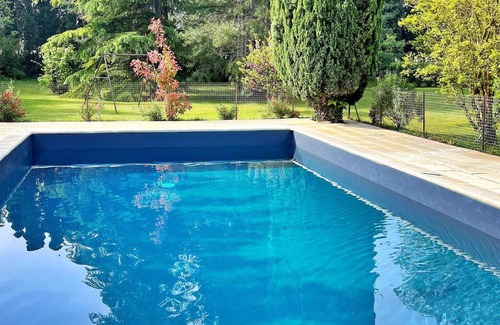 Chateaurenard House | 280 m² Farmhouse ∙ 5 bedrooms ∙ 10 guests