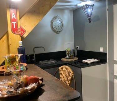 Le Thor Bed & Breakfast | 29 m² Bed and breakfast ∙ 2 guests