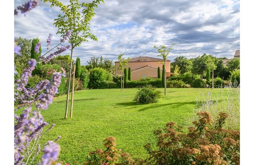Aubignan Apartment | 30 m² Apartment ∙ 1 bedroom ∙ 4 guests