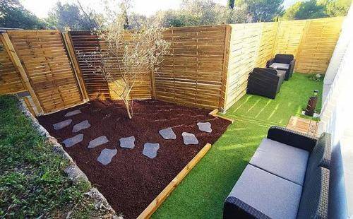 Cuges-les-Pins Bed & Breakfast | 30 m² Bed and breakfast ∙ 2 guests