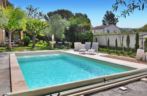 Pernes-les-Fontaines House | 30 m² House ∙ 2 guests