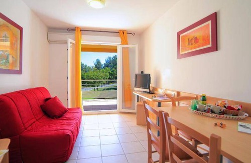 Peypin Apartment | 30 m² Serviced apartment ∙ 4 guests