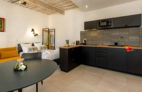 Forcalquier Apartment | 30 m² Serviced apartment ∙ 6 guests