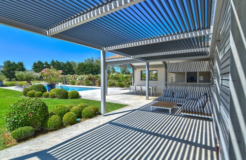 St.-Remy-de-Provence House | 300 m² House ∙ 5 bedrooms ∙ 14 guests