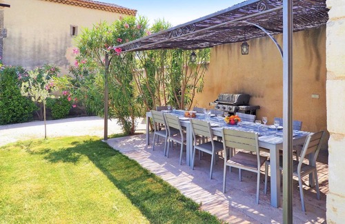 Maussane House | 300 m² Farmhouse ∙ 5 bedrooms ∙ 10 guests