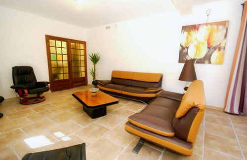 Le Thor House | 300 m² House ∙ 6 bedrooms ∙ 12 guests