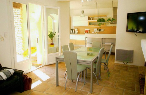Le Thor House | 300 m² House ∙ 6 bedrooms ∙ 12 guests