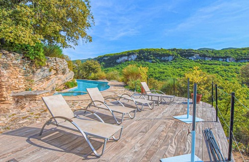 Bonnieux House | 300 m² House ∙ 7 bedrooms ∙ 14 guests