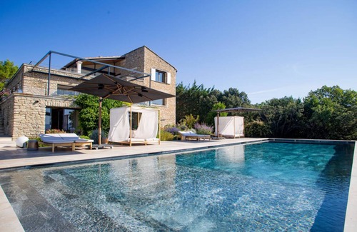 Gordes Villa | 300 m² Villa ∙ 4 bedrooms ∙ 8 guests