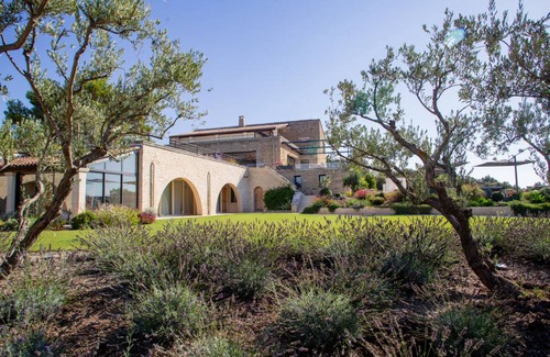Gordes Villa | 300 m² Villa ∙ 4 bedrooms ∙ 8 guests