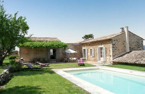 Oppede Villa | 300 m² Villa ∙ 5 bedrooms ∙ 10 guests