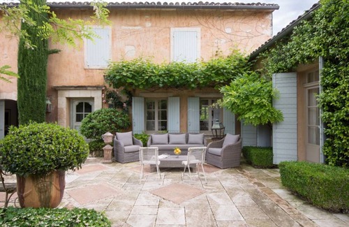 Oppede Villa | 300 m² Villa ∙ 6 bedrooms ∙ 11 guests