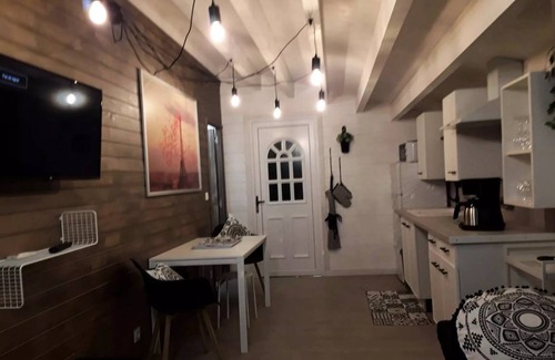 Paluds de Noves Ski Chalet | 32 m² Chalet ∙ 1 bedroom ∙ 2 guests