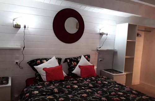 Paluds de Noves Ski Chalet | 32 m² Chalet ∙ 1 bedroom ∙ 2 guests
