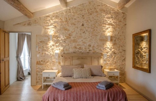 Roussillon House | 320 m² House ∙ 6 bedrooms ∙ 14 guests