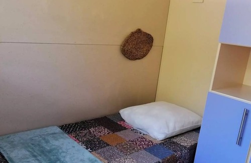 Paluds de Noves Ski Chalet | 33 m² Chalet ∙ 3 bedrooms ∙ 5 guests