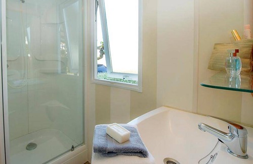 Montagnac-Montpezat House | 34 m² Mobile home ∙ 3 bedrooms ∙ 6 guests