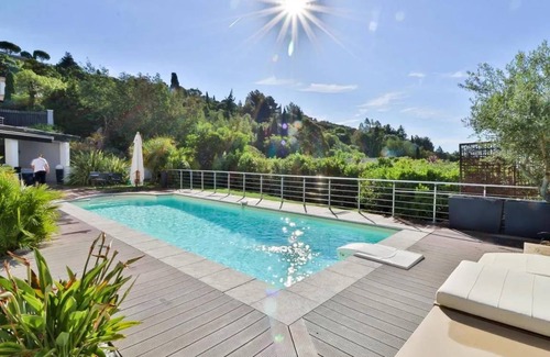 Cavaliere Villa | 400 m² Villa ∙ 9 bedrooms ∙ 20 guests