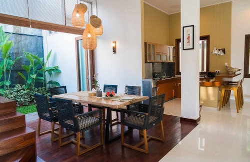 Petitenget Villa | 400 m² Villa ∙ 3 bedrooms ∙ 6 guests