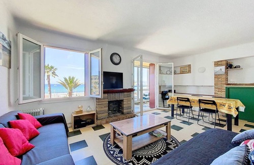 Saint-Cyr-sur-Mer Apartment | 45 m² Apartment ∙ 1 bedroom ∙ 4 guests