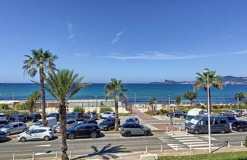 Saint-Cyr-sur-Mer Apartment | 45 m² Apartment ∙ 1 bedroom ∙ 4 guests