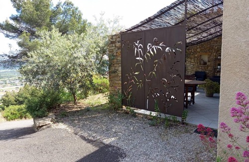 Villeneuve House | 45 m² Gîte ∙ 1 bedroom ∙ 2 guests